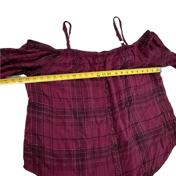 Torrid Purple Plaid Button Front Cold Shoulder Top Size 2 - Picture 12 of 17